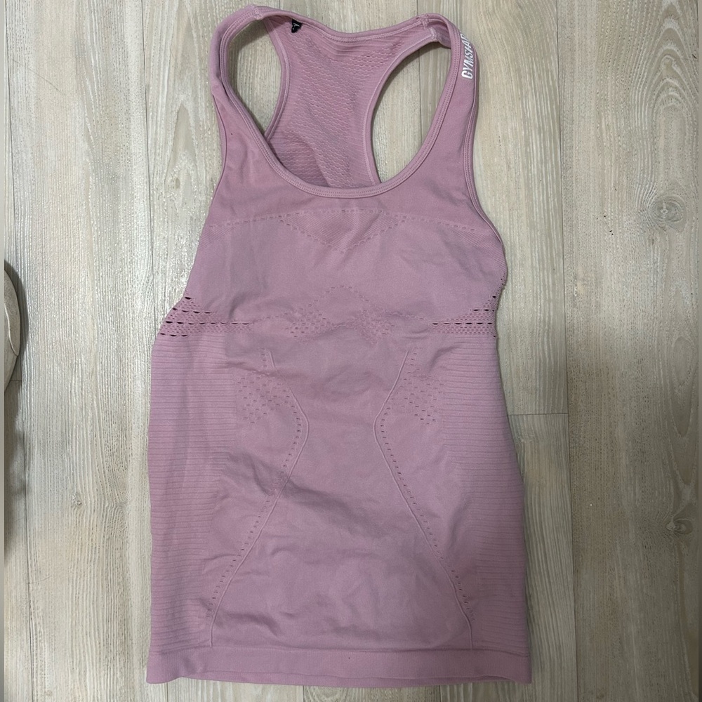 Gymshark tank top women’s size medium pink purple
